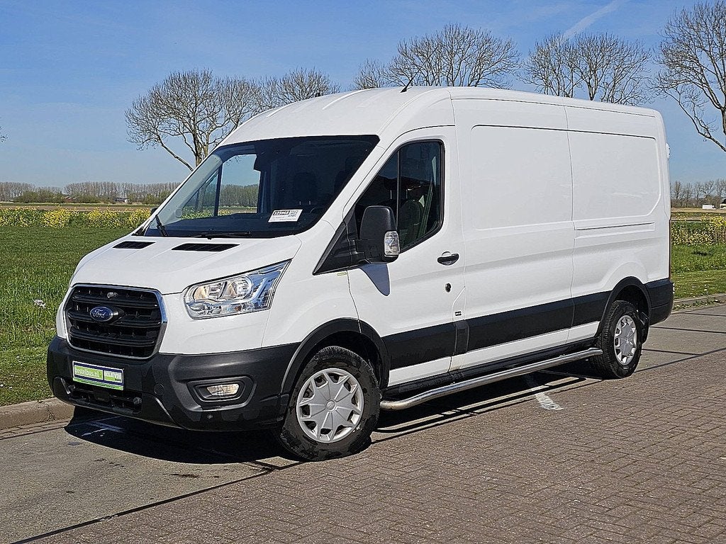 Ford Transit 350 2.0 TDCI L3H3 Trend RWD L3H2 Camera Euro6 A, Auto's, 4 cilinders, Startonderbreker, 2800 kg, Wit