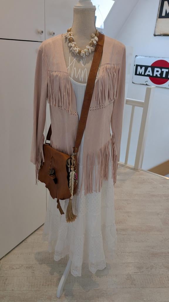 Ibiza style roze suède look jasje met franjes, Kleding | Dames, Maat 38/40 (M), Ophalen of Verzenden, Zo goed als nieuw, Roze