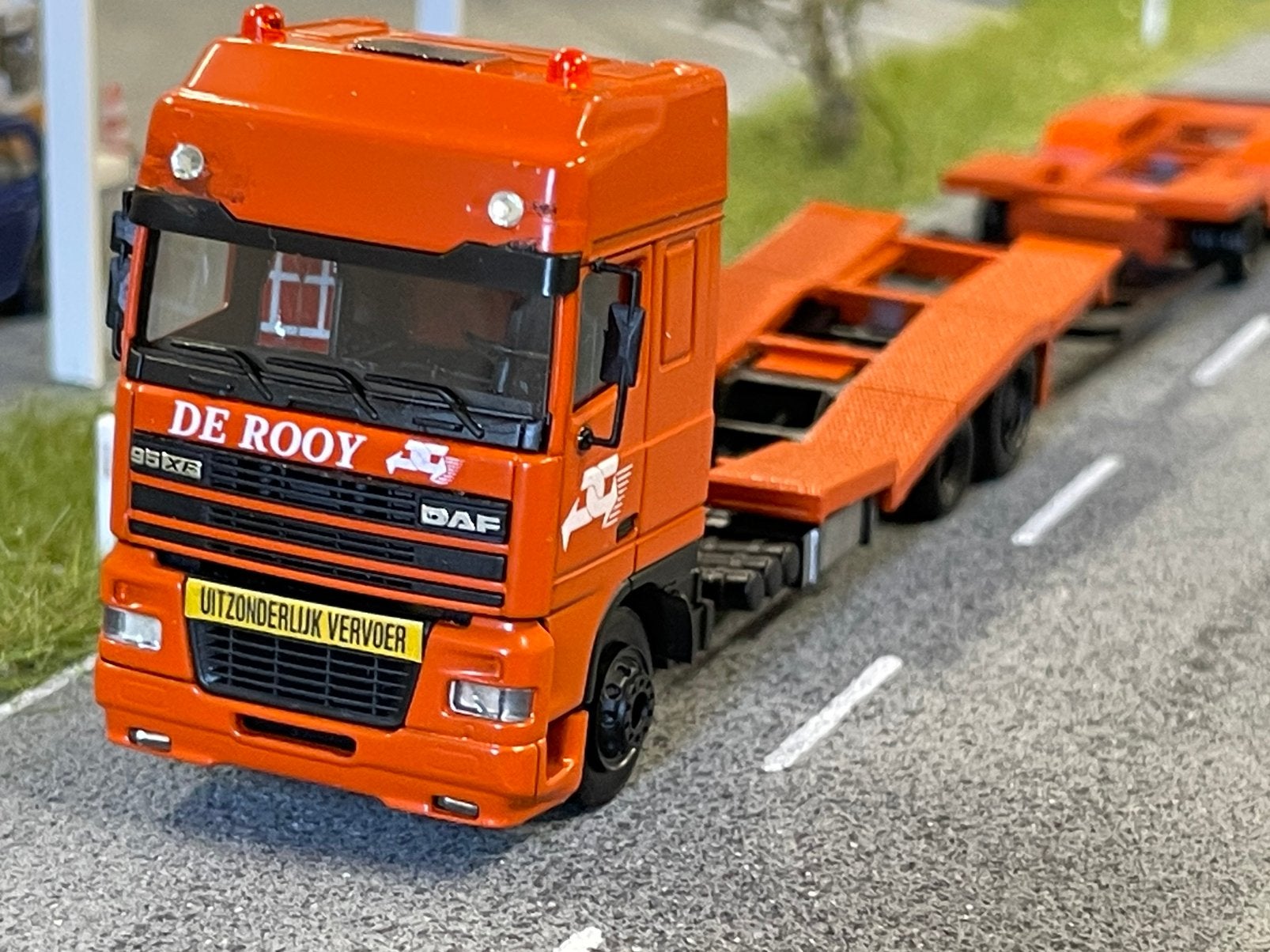 1:87 DAF 95 XF De Rooy transporter, zelfbouw, Ophalen of Verzenden, Zo goed als nieuw, Bus of Vrachtwagen, Overige merken