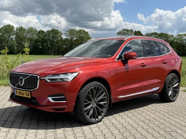 Volvo XC60 T8 INSCR. 360 TREKH VOL NET GROTE BEURT 22" NWST, Gebruikt, 4 cilinders, 1969 cc, 320 pk