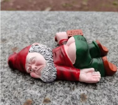 Prachtig tuinbeeldje Dronken Tuinkabouter rood (15cm)