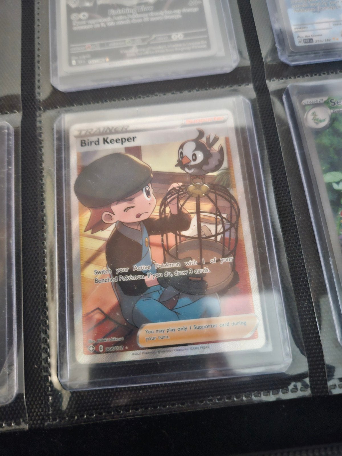 Pokemon Bird Keeper 066/072 Shining Fates, Ophalen of Verzenden, Zo goed als nieuw, Losse kaart, Foil