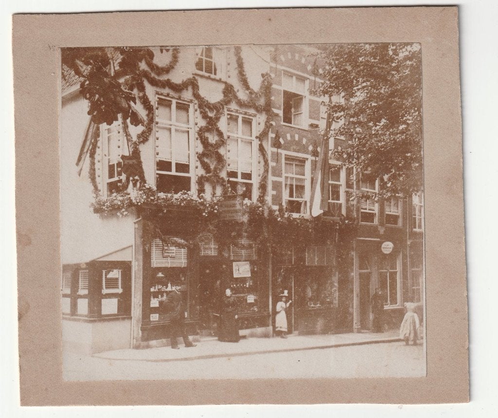 Oude foto begin vorige eeuw winkelstraat Den Haag, Gebruikt, Foto, Ophalen of Verzenden, Voor 1940