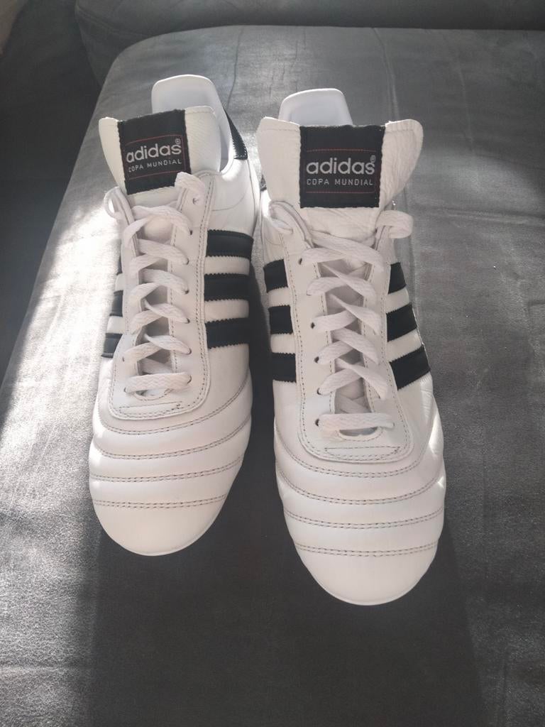 Adidas Copa Mundial voetbalschoenen - Nieuw - Maat 44, Ophalen of Verzenden, Nieuw, Schoenen