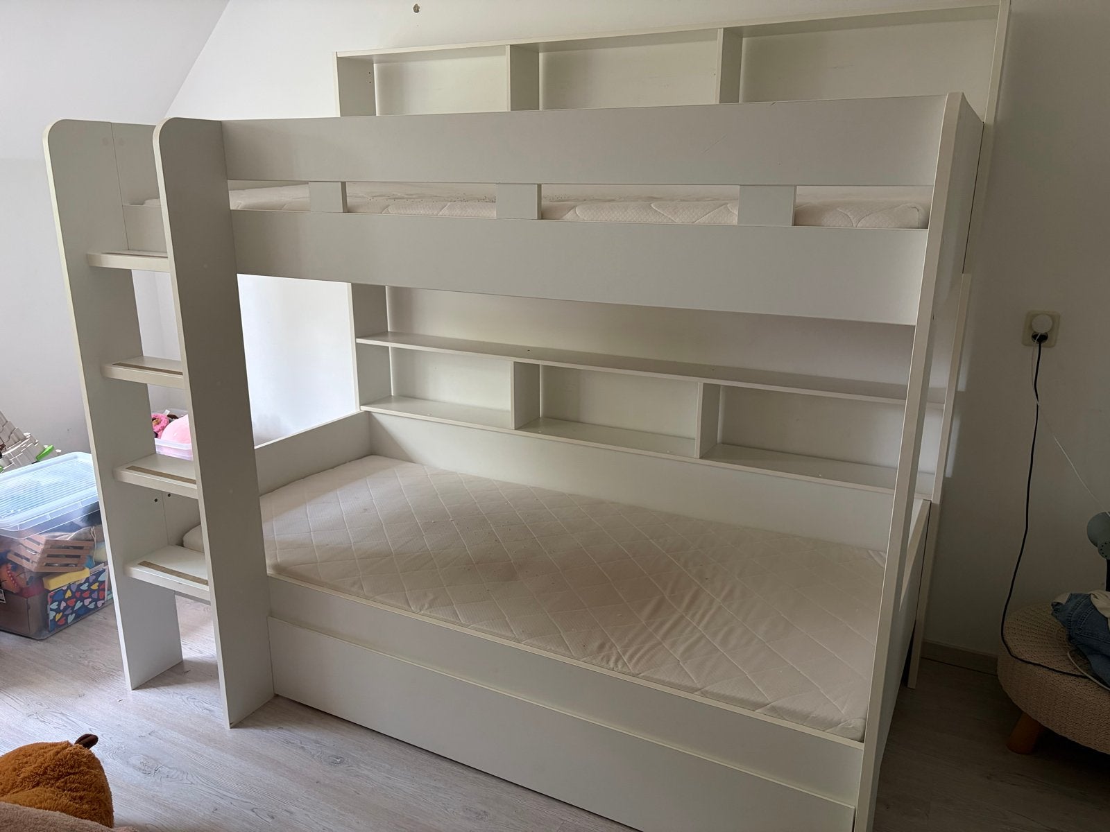 Groot 2-persoons stapelbed met matrassen en lade, Huis en Inrichting, Slaapkamer | Stapelbedden en Hoogslapers, Ophalen, Gebruikt