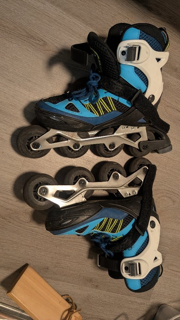 Skates OXELO, Ophalen, Zo goed als nieuw, Kinderen, Inline skates 4 wielen