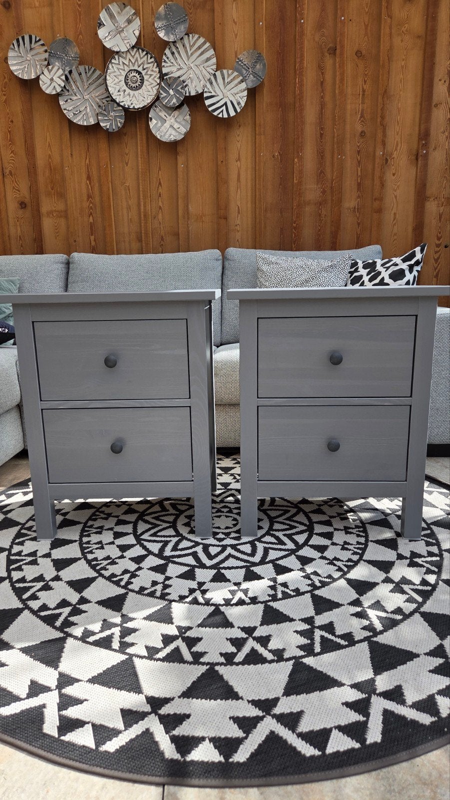 Set van 2 grijze nachtkastjes met lades, Ophalen, 55 tot 70 cm, Zo goed als nieuw, 45 tot 65 cm