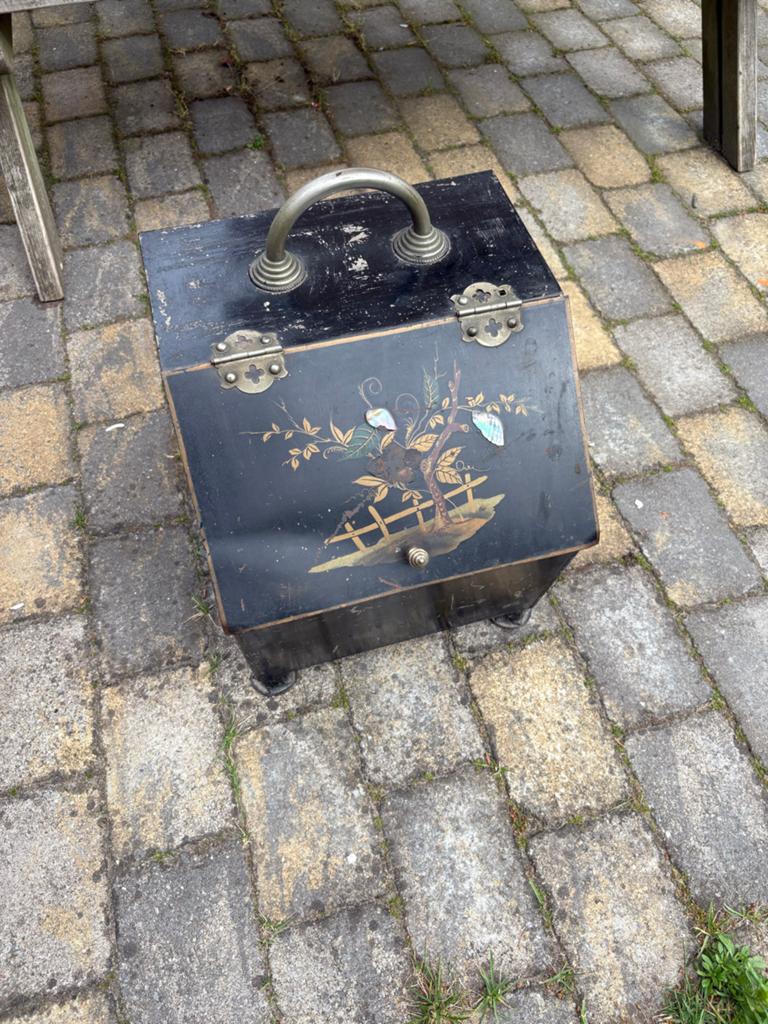 Antieke kolenkit/turfbak met emaille decoratie, Ophalen