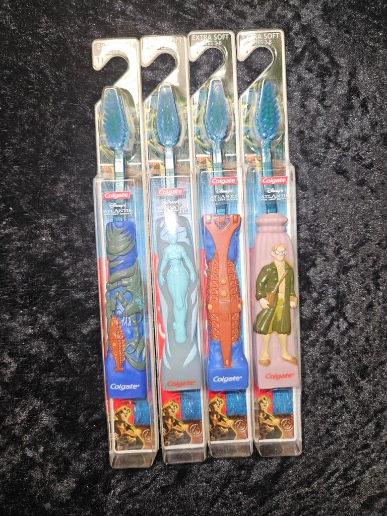 Colgate Disney Atlantis Tandenborstels - Set van 4, Ophalen of Verzenden, Nieuw, Tandenborstel