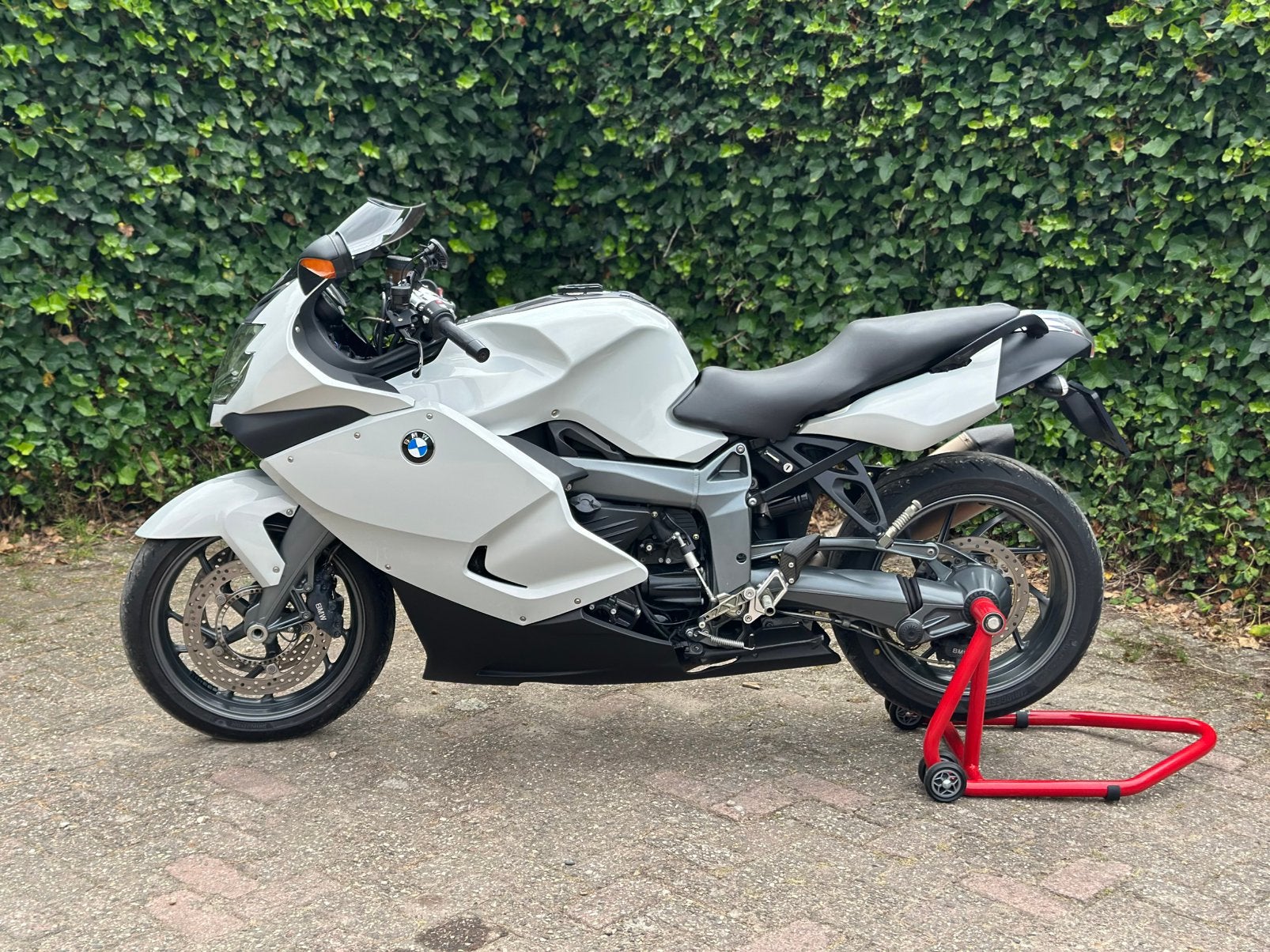 Te koop zeer nette BMW K1300S, 4 cilinders, Motorrijbewijs A, Meer dan 35 kW, LED Verlichting