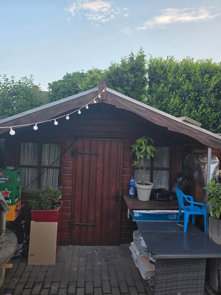 Houten Tuinhuis met Overkapping - Gebruikt, Tuin en Terras, Tuinhuis, 250 tot 500 cm, Ophalen of Verzenden, 2 ramen