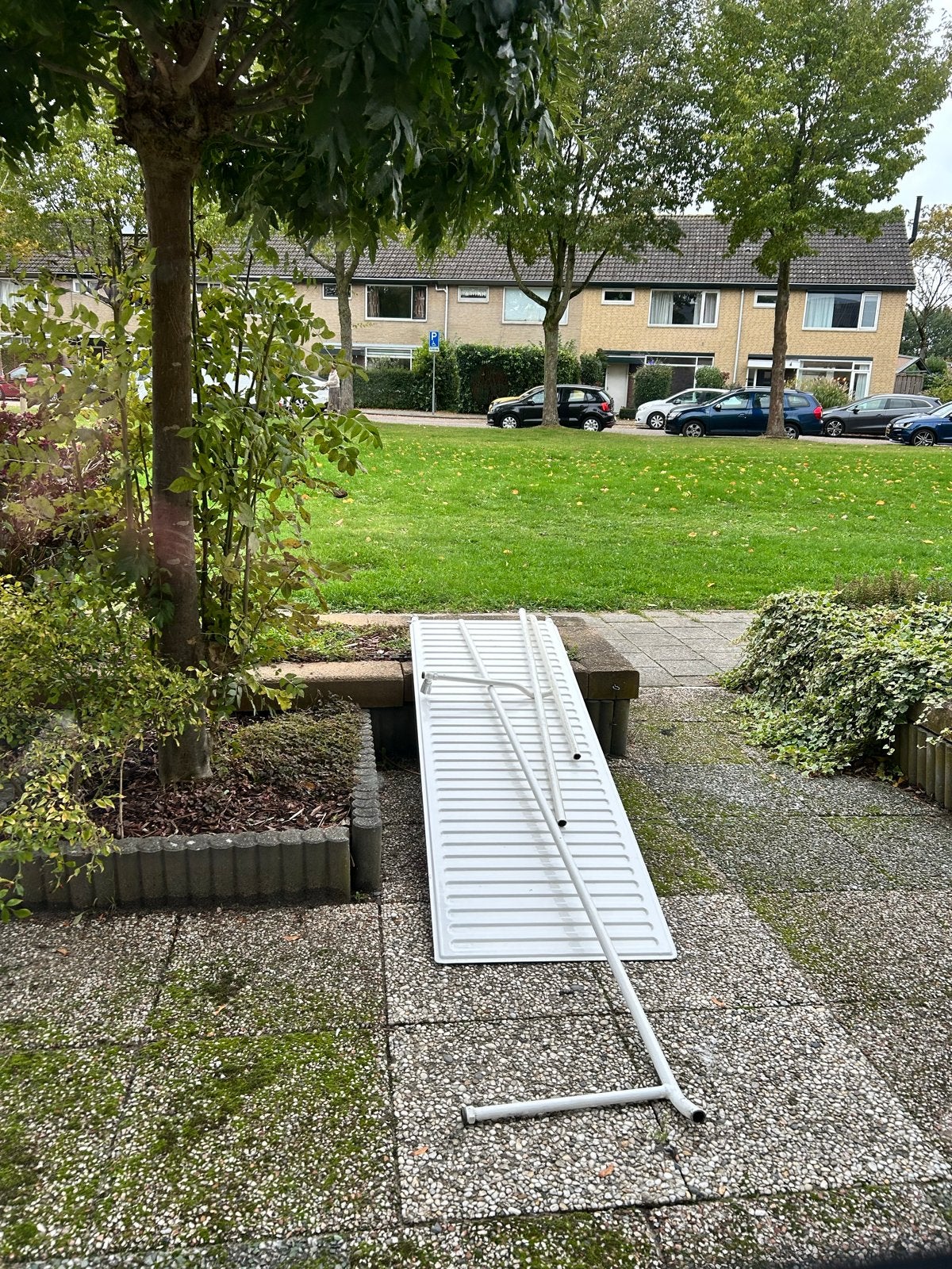 Gratis radiator en gordijnrails, Ophalen, Gebruikt, 150 cm of meer, Radiator