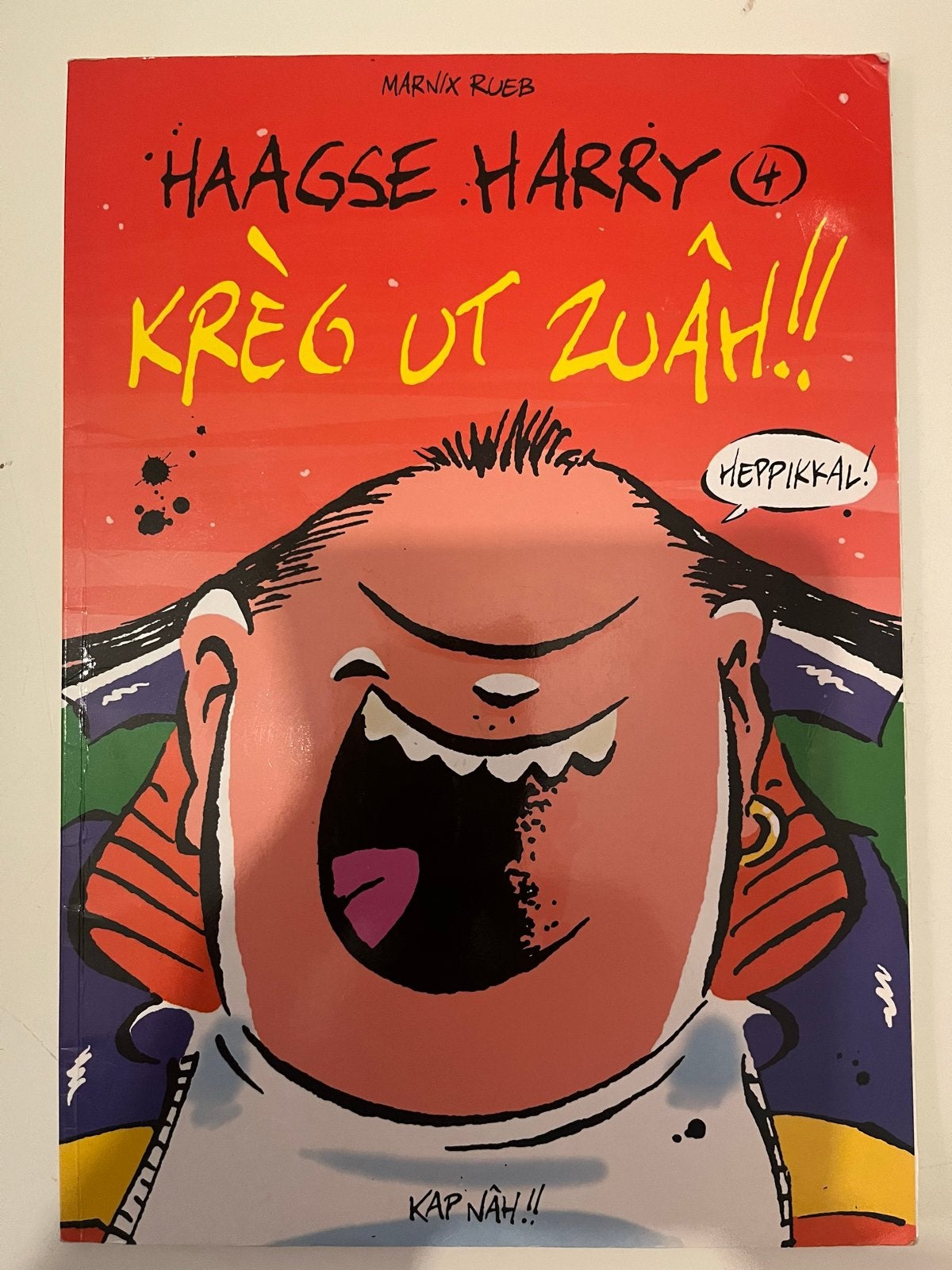 Haagse Harry 4: Krèg ut Zuâh!! - Marnix Rueb, Eén stripboek, Ophalen of Verzenden, Zo goed als nieuw
