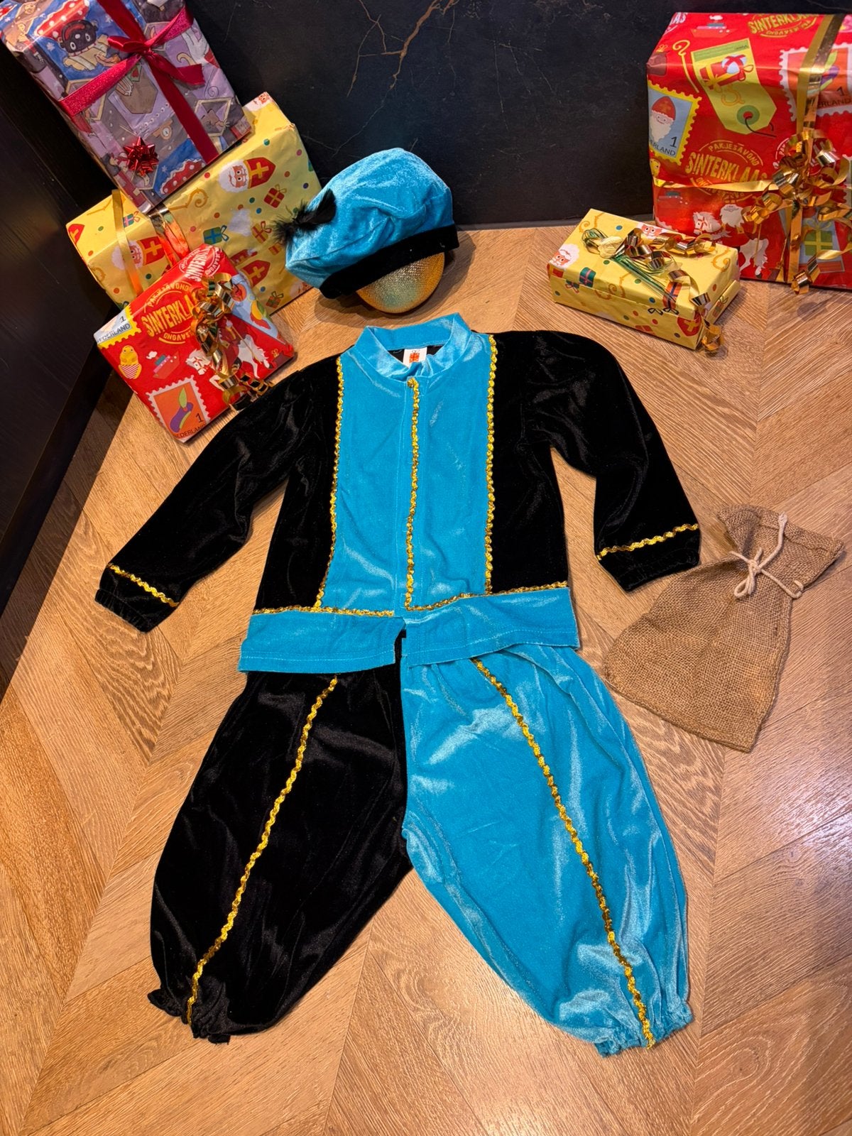 Pietenpak blauw zwart maat 110 nieuw set sinterklaas, Ophalen of Verzenden, Zo goed als nieuw, 110 t/m 116, Jongen of Meisje