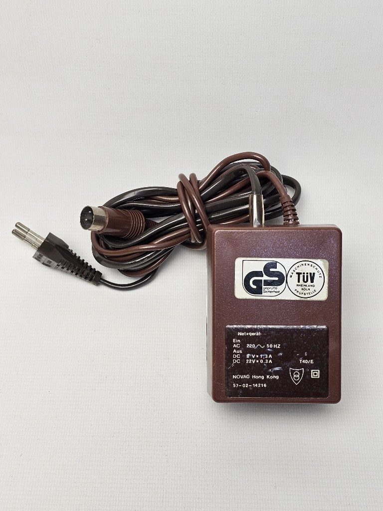 # Novag 57-02-14216 8V 1.3A adapter voor schaakcomputer, Ophalen of Verzenden, Gebruikt