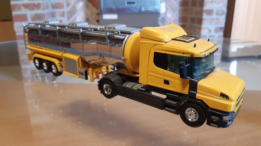 Scania torpedo tankwagen 1/50, Ophalen of Verzenden, Zo goed als nieuw, Bus of Vrachtwagen, Tekno