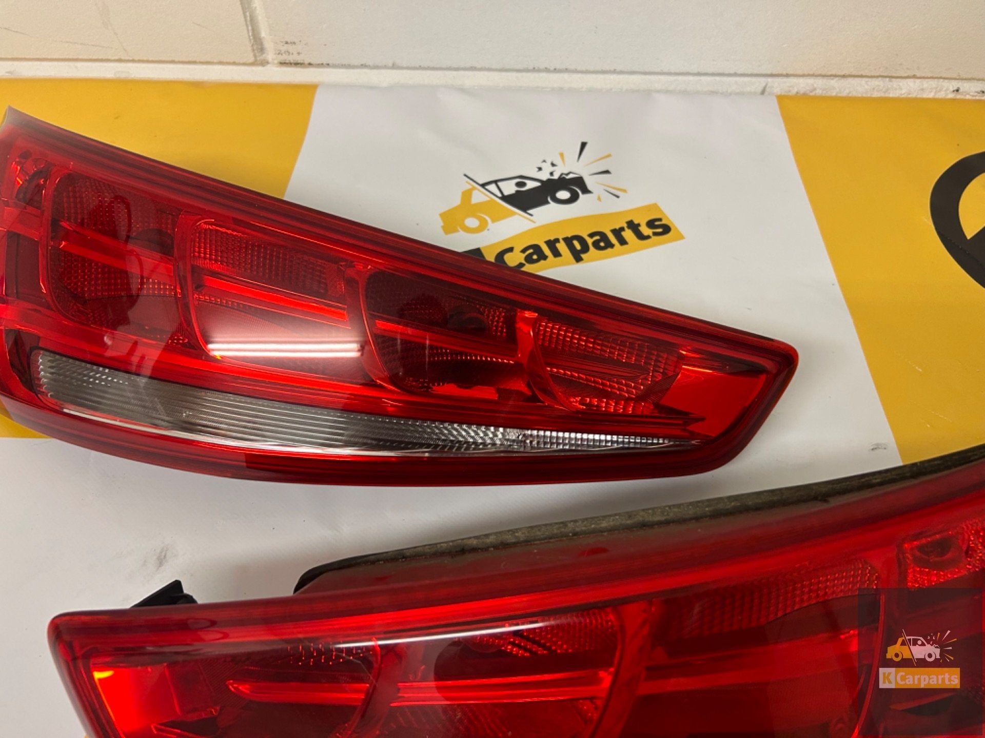 Audi Q3 Achterlicht Links/Rechts 8U0945093/8U0945093, Info@fabrikant.eu, Fabrikantstraat 1
1000 AA  Amsterdam, NL, Fabrikant BV