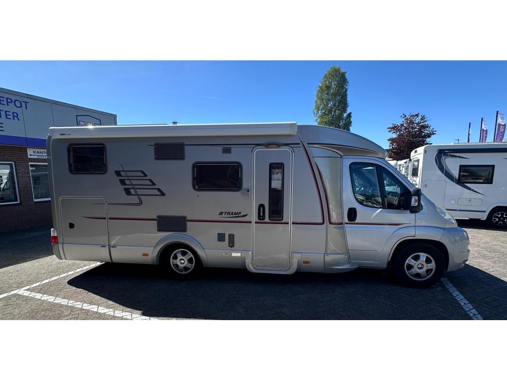 Hymer Tramp 674 SL NL-camper Automaat 157 PK Lengtebedden, Caravans en Kamperen, Campers, Automaat, Tot en met 2, 7 tot 8 meter