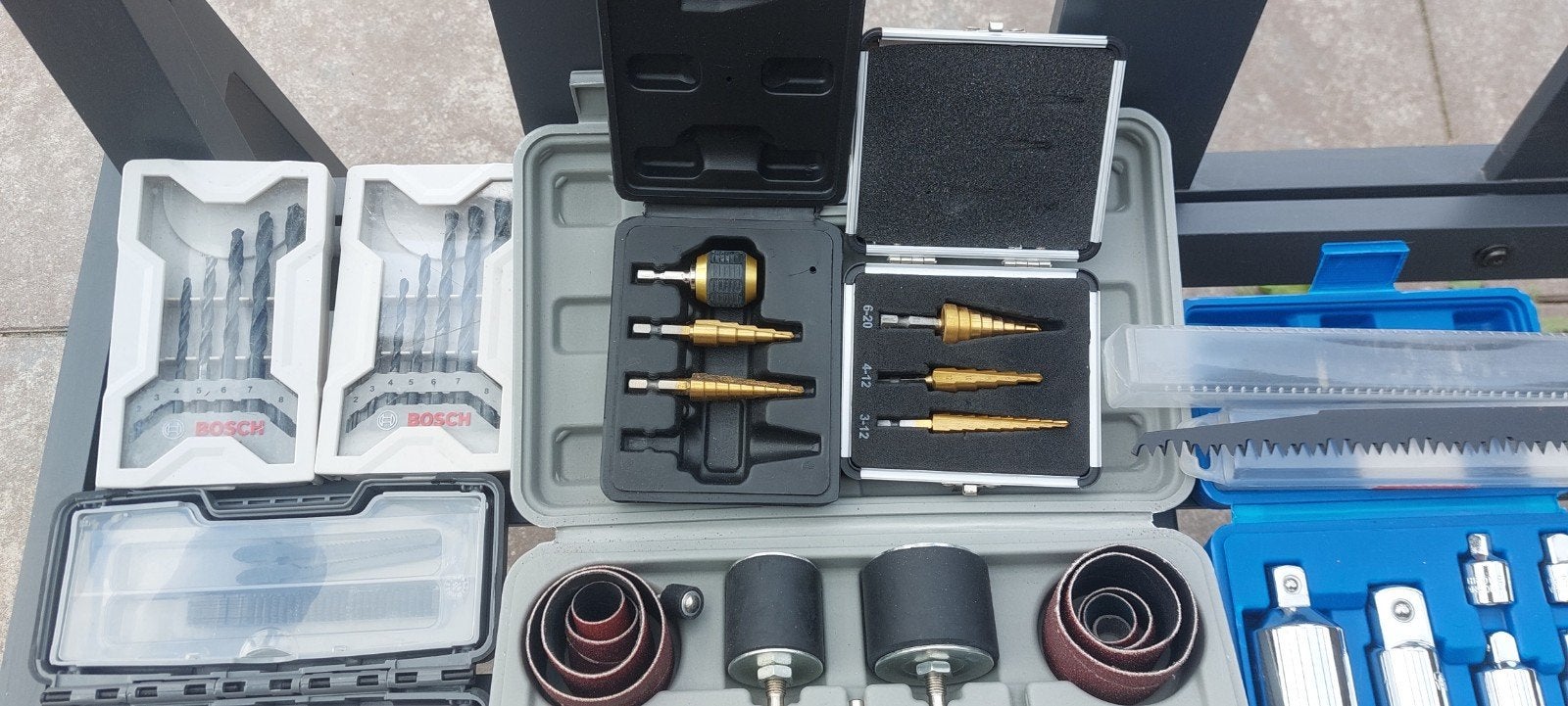 Diverse gereedschapsets: boren, schuren, doppen, Ophalen of Verzenden, Gebruikt