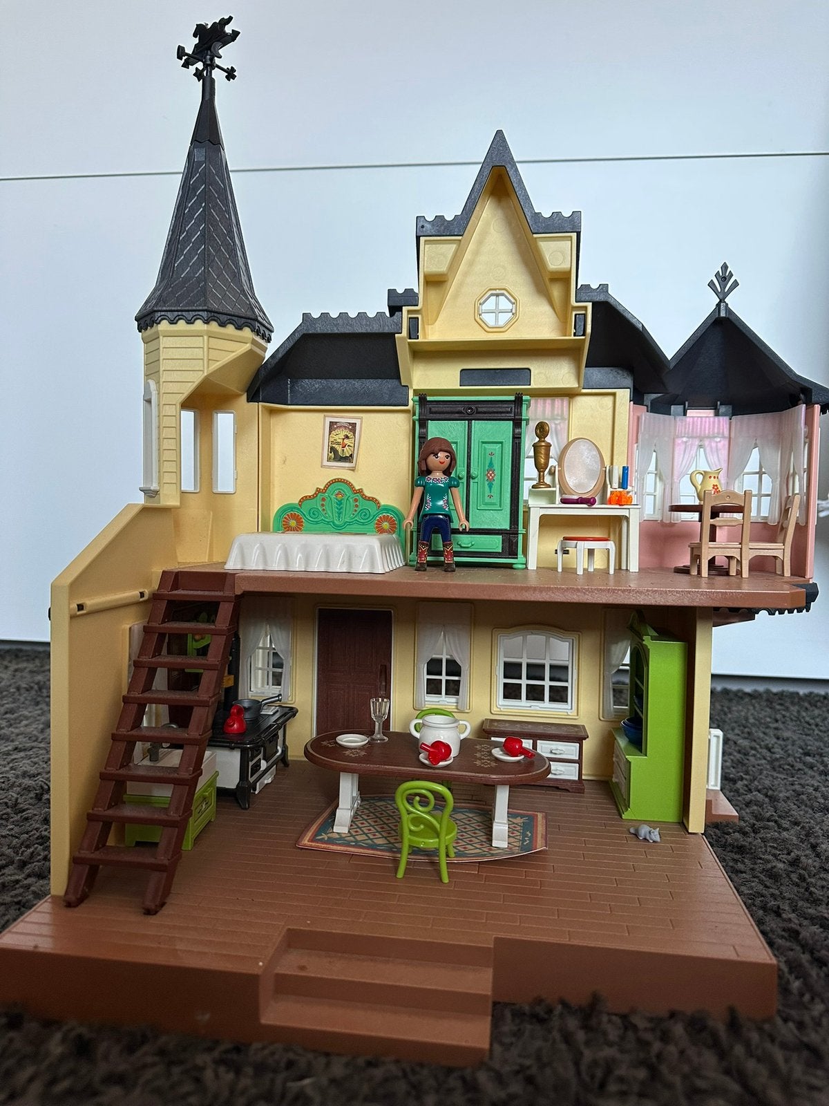 Playmobil Lucky en Spirit huis 9475 en slaapkamer 9476, Ophalen of Verzenden, Gebruikt, Complete set, Gebouw