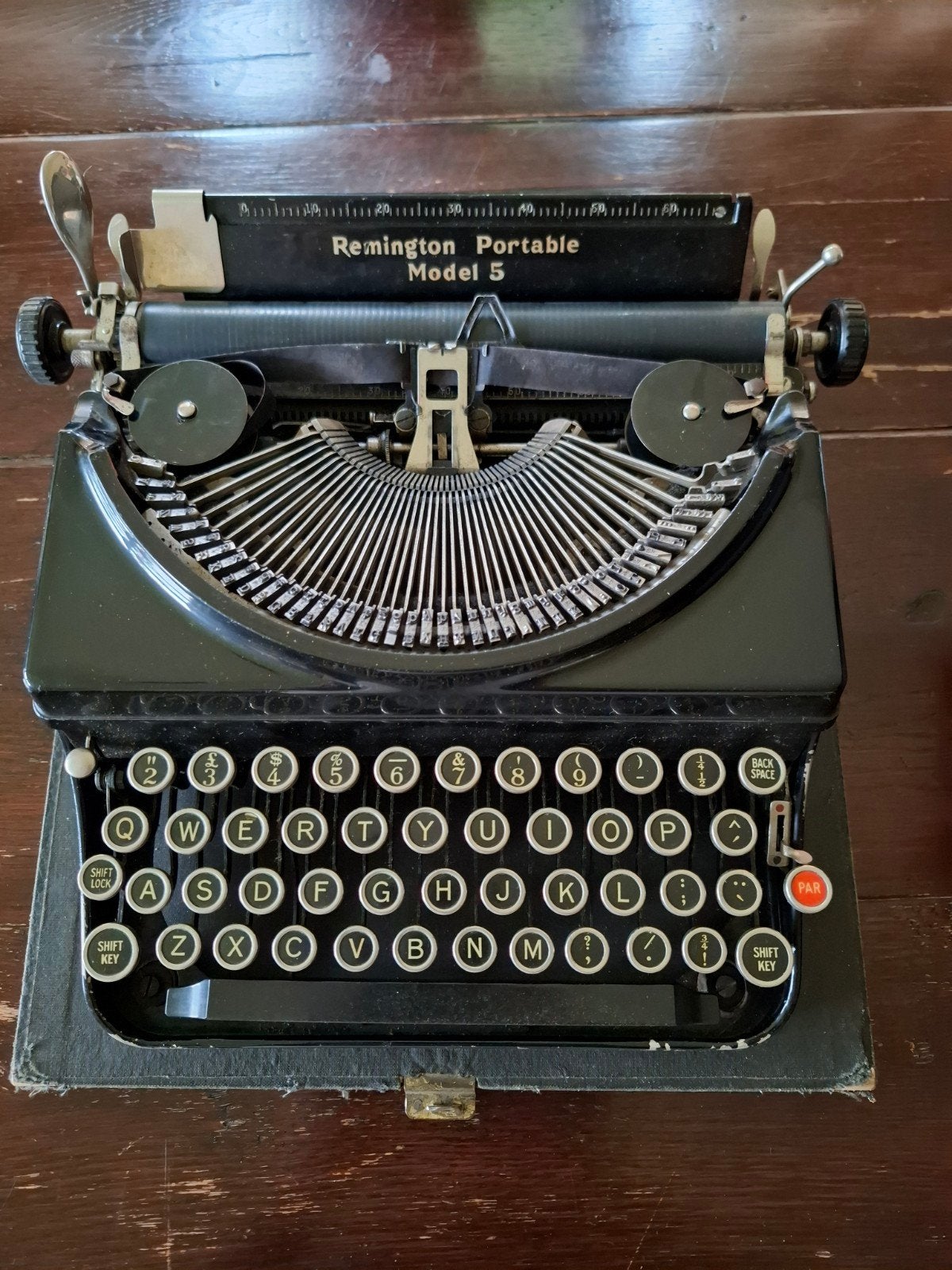 Antieke typemachine uit 1930, Ophalen, Gebruikt