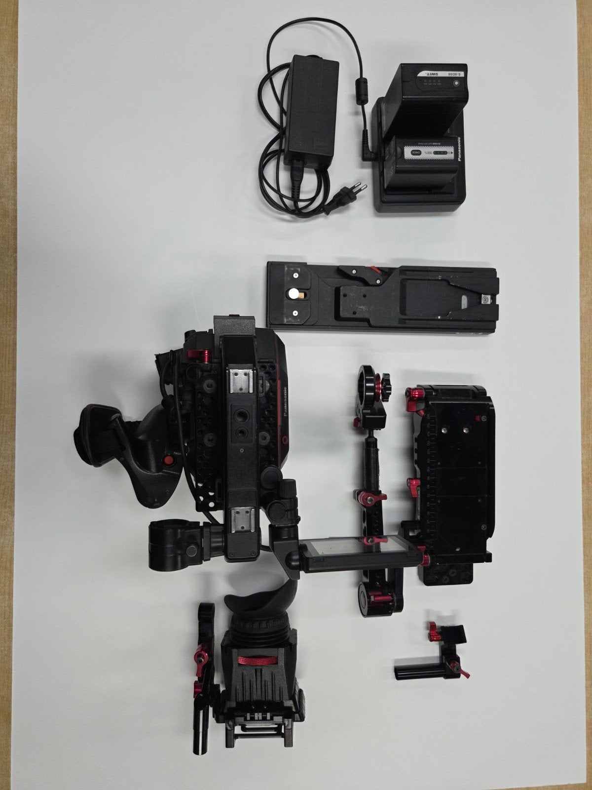 Panasonic AU-EVA1 5.7K Compact Cinema Camera, Ophalen of Verzenden, Gebruikt, Camera, Panasonic
