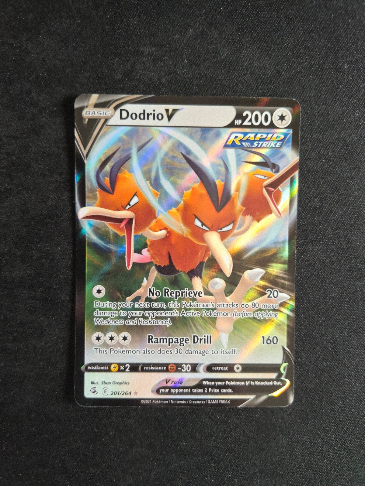Pokemon Kaart Dodrio V 201/264, Ophalen of Verzenden, Zo goed als nieuw, Losse kaart, Foil