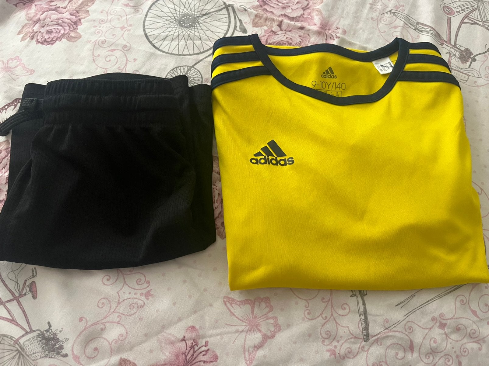 Jongens sportkleding sportpak, Ophalen of Verzenden, Zo goed als nieuw, Jongen