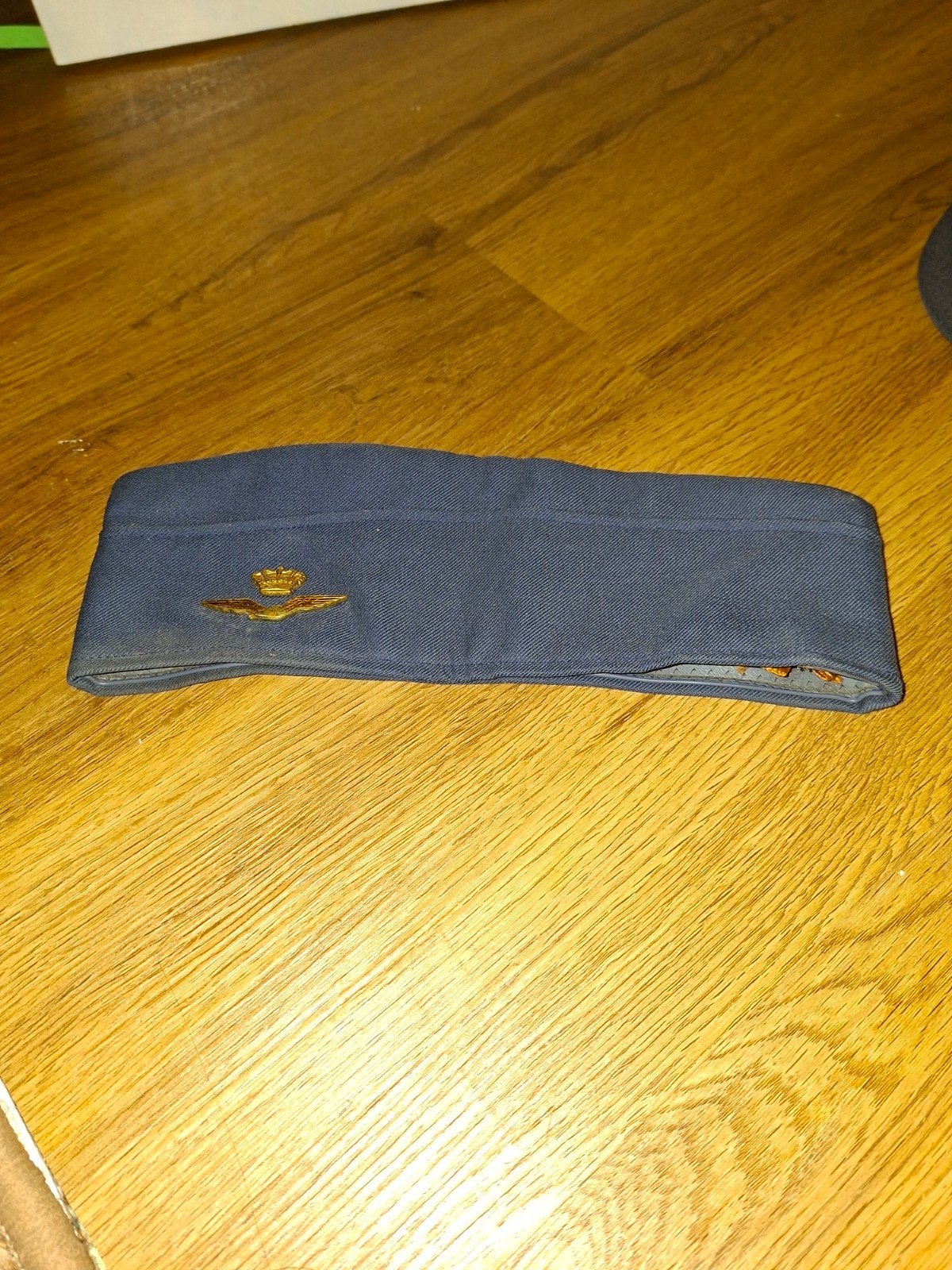 klu schuitje uit 1990, Verzamelen, Ophalen of Verzenden, Luchtmacht, Nederland, Helm of Baret