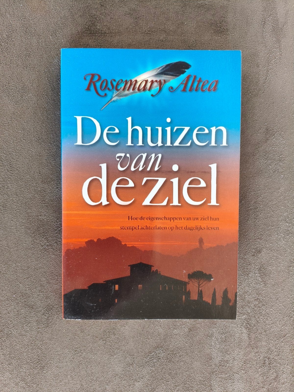 De huizen van de ziel - Rosemary Althea, Ophalen of Verzenden, Zo goed als nieuw, Spiritualiteit algemeen, Achtergrond en Informatie