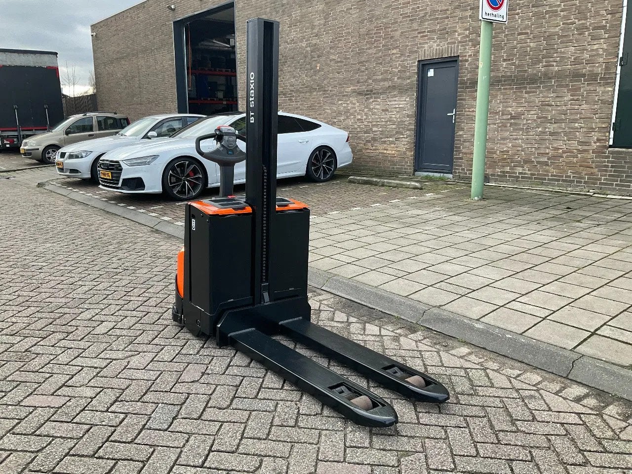 Toyota SWE080L 2000KG 1.58METER STAPELAAR / HEFTRUCK, Stapelaar, Toyota, Marconistraat 2
3133KL  Vlaardingen, NL, Yilmaz Heftrucks