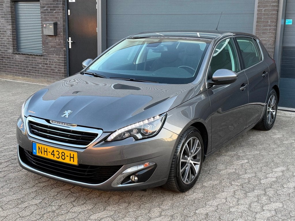 Peugeot 308 1.2 PureTech Allure|CAMERA|NAVI|CRUISE|CLIMA|APK, Auto's, Peugeot, Voorwielaandrijving, Gebruikt, Euro 6, 1199 cc