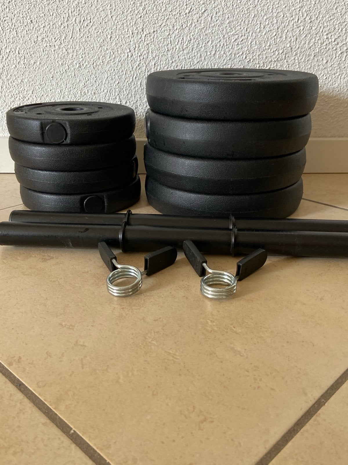 Dumbbellset met halterschijven (1kg en 2.5kg), Sport en Fitness, Ophalen, Gebruikt, Armen, Dumbbell