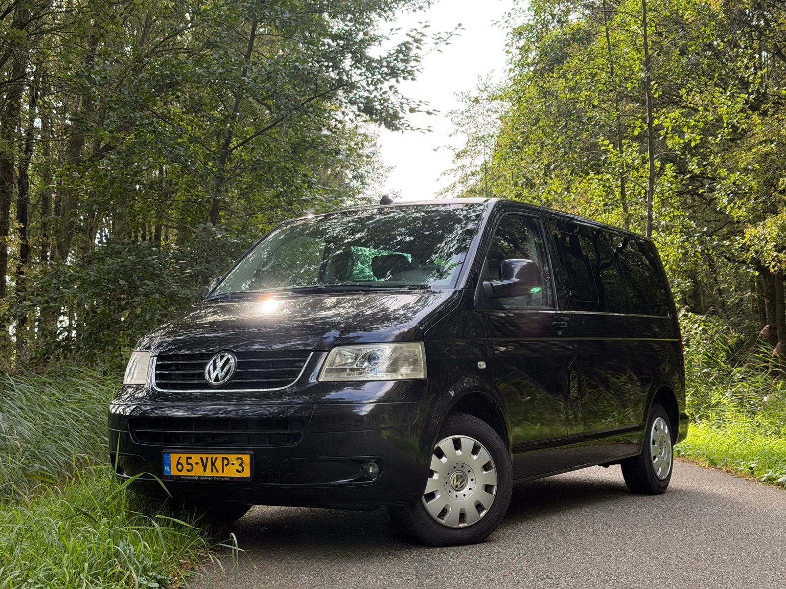 Volkswagen Multivan Rolstoelbus, Auto's, Voorwielaandrijving, Stof, 4 stoelen, 2500 kg