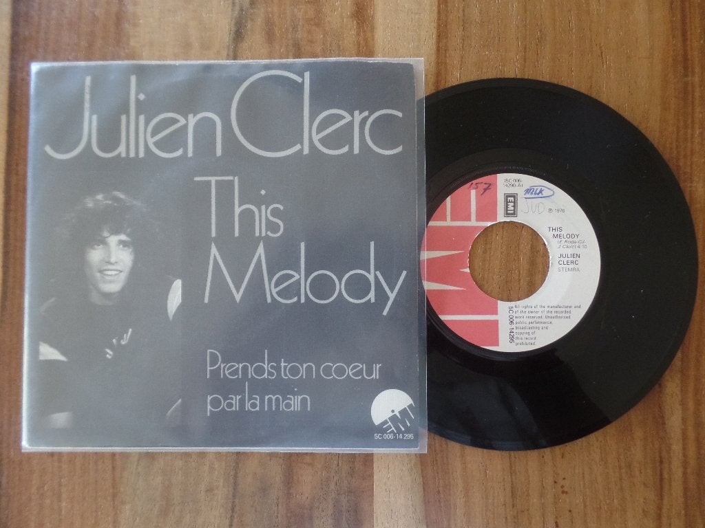 single  Julien Clerc - This Melody, Ophalen of Verzenden, Gebruikt, 7 inch, Pop