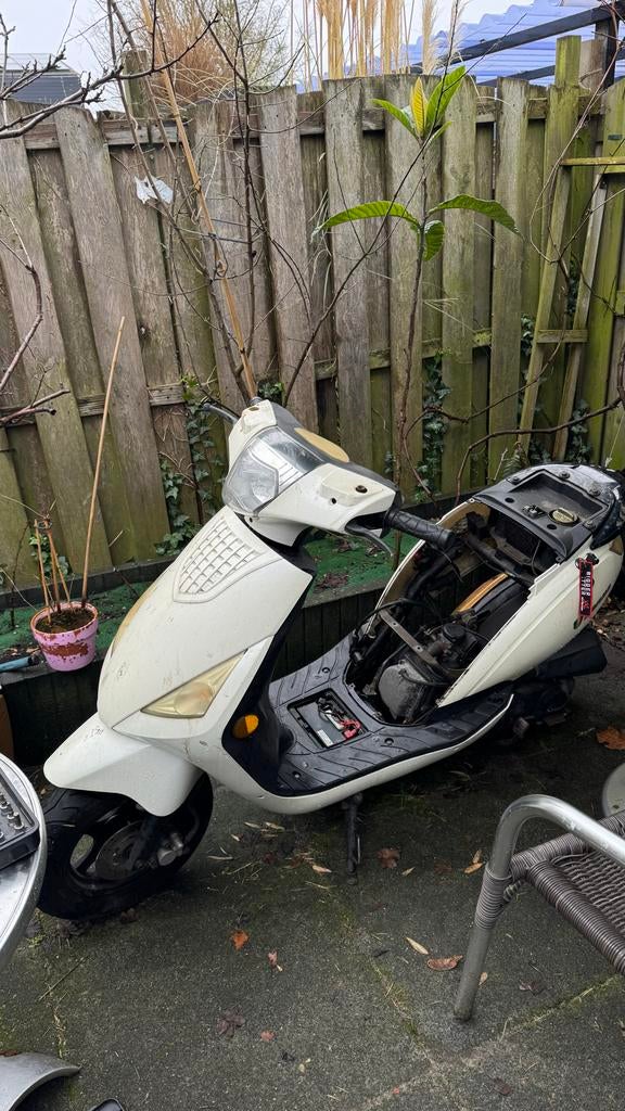 Senzo scooter - start niet met nieuwe accu, Ophalen, Gebruikt, Benzine, Overige merken