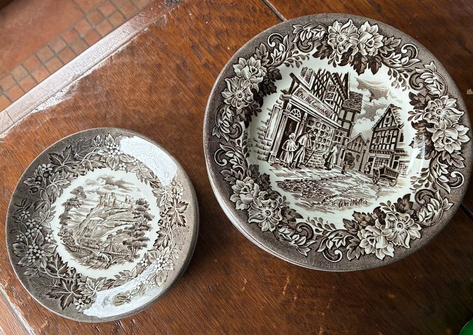 Set van 9 grote en 3 kleine Vintage Engelse  Borden, Antiek en Kunst, Ophalen of Verzenden
