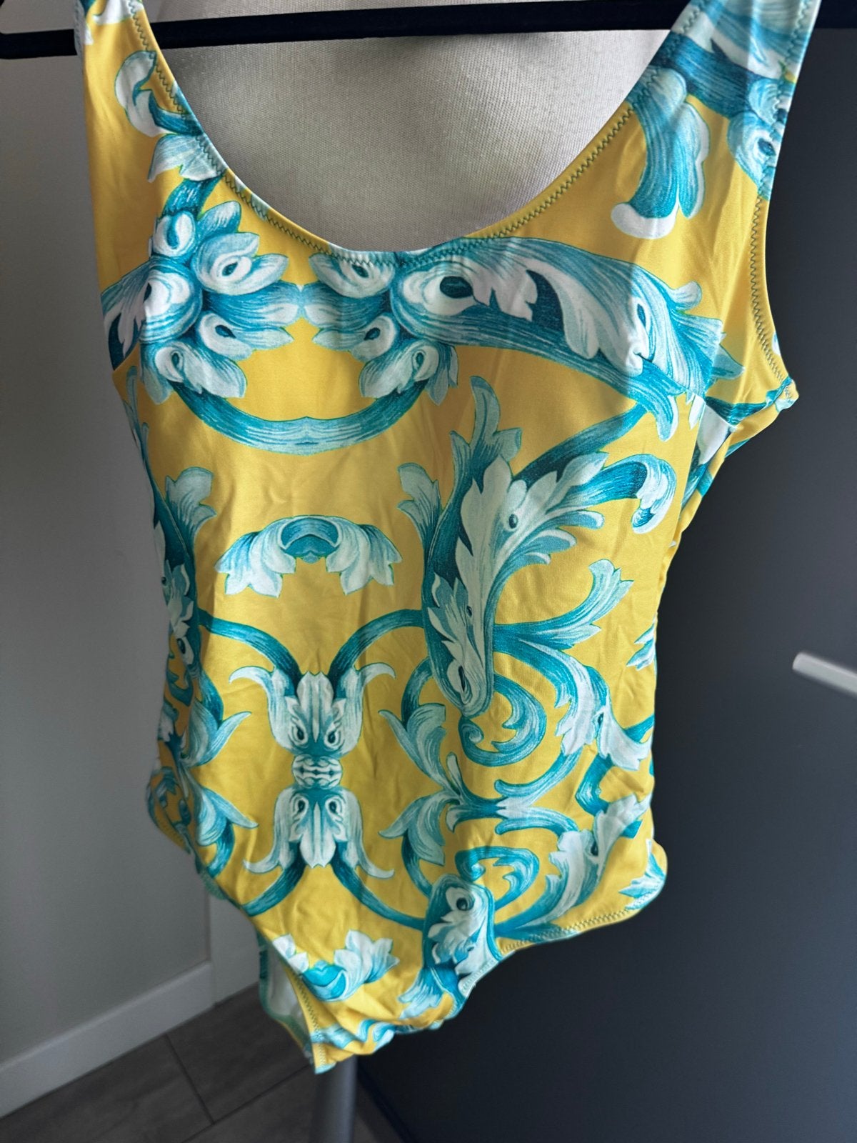 Nieuw Antica Sartoria Badpak - Geel met Blauw Patroon, Ophalen of Verzenden, Nieuw, Geel, Badpak