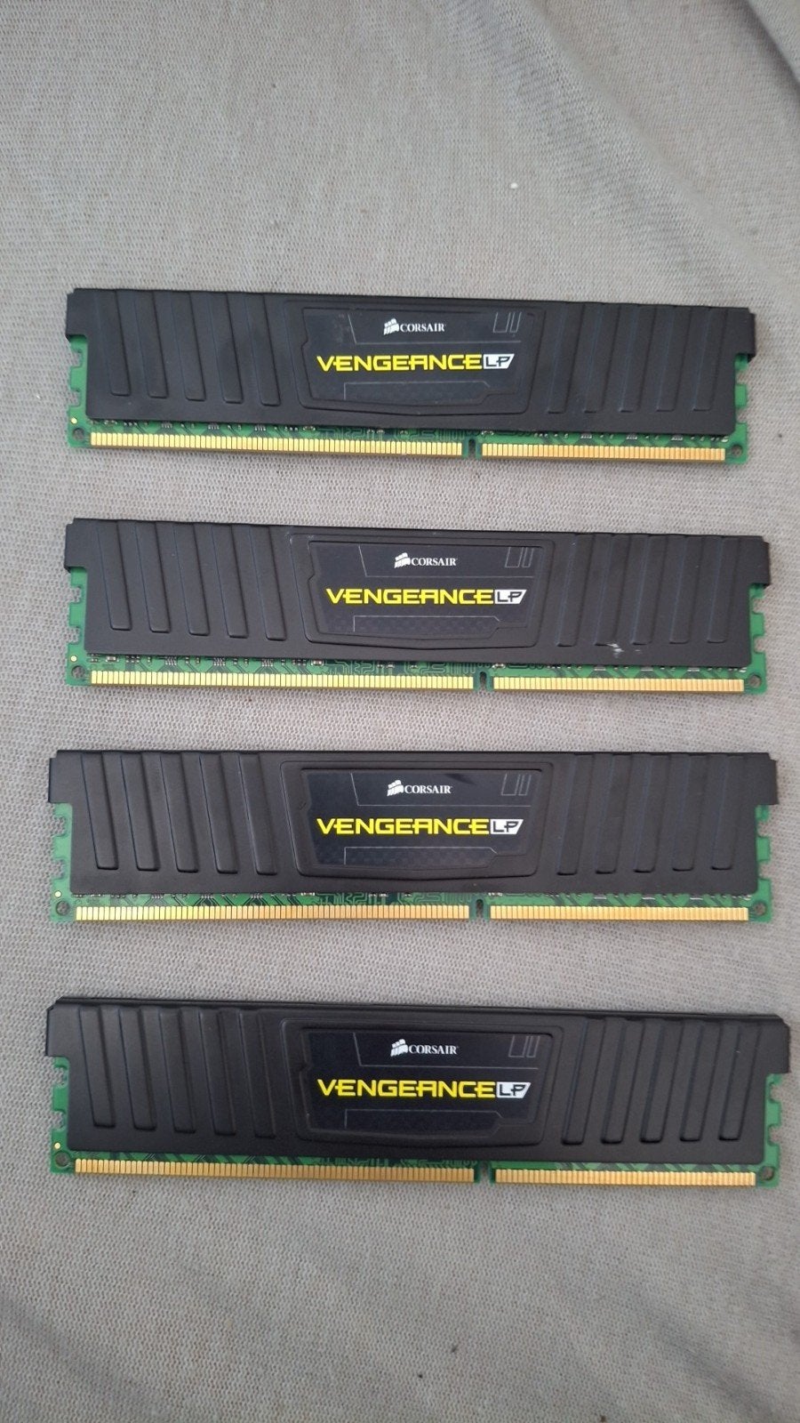 Corsair Vengeance LP 16GB DDR3 RAM (4x4GB) 1600MHz, Computers en Software, RAM geheugen, Ophalen, Gebruikt, DDR3, Desktop