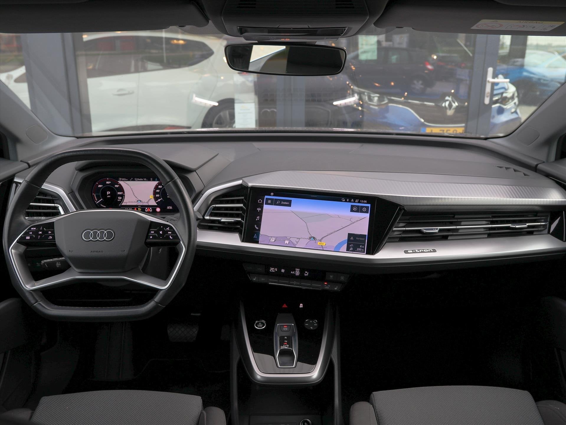 Audi Q4 E-Tron 35 e-tron 55kWh 170pk Advanced Edition | SOH, Automaat, Dealer onderhouden, Zwart, 1865 kg