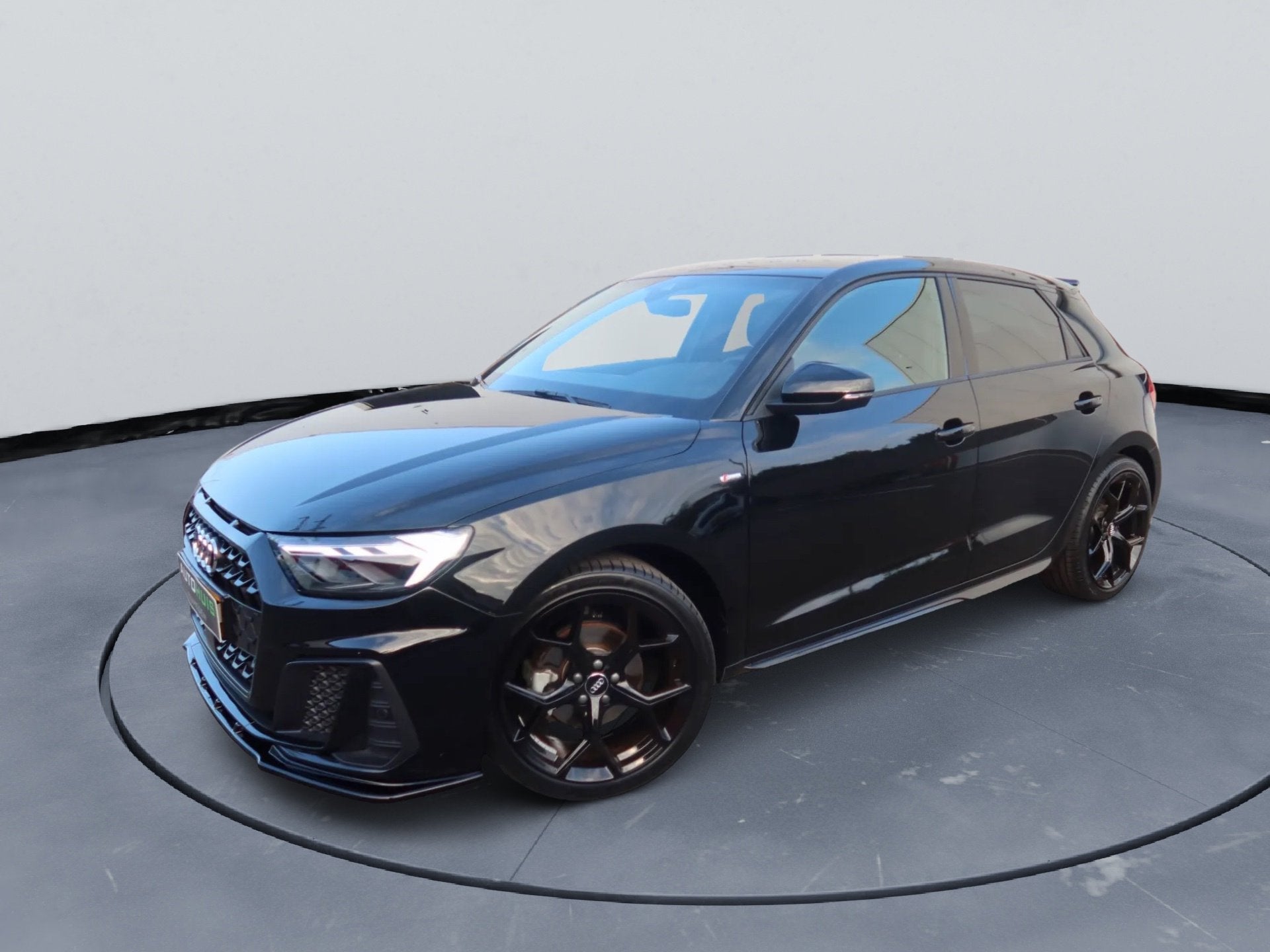Audi A1 SPORTBACK 30 TFSI S edition 18" Apple caplay half le, Auto's, Dealer onderhouden, Zwart, Bedrijf, 3 cilinders