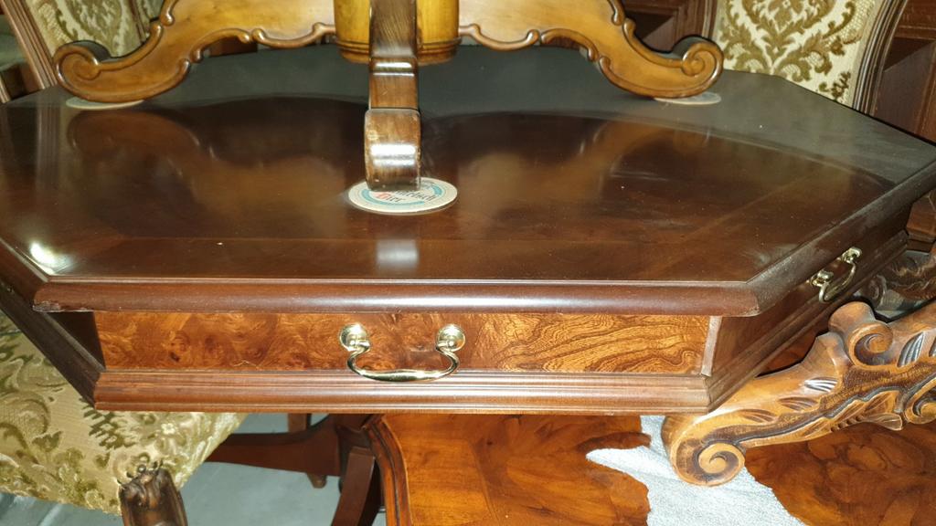 Klassieke Noten Eetkamer Tafel, Ophalen