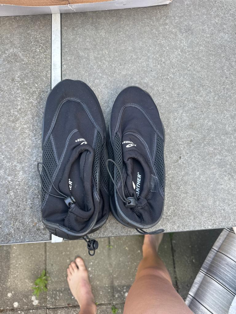 Panther waterschoenen - Maat 40 en 45, Watersport en Boten, Ophalen of Verzenden, Gebruikt, Dame of Heer, Zeil- of Surfschoenen