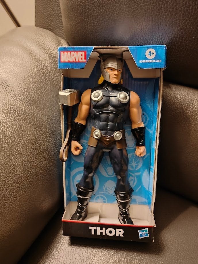 Thor Marvel Hasbro figuur 25 cm – nieuw, Kinderen en Baby's, Speelgoed | Actiefiguren, Ophalen, Nieuw