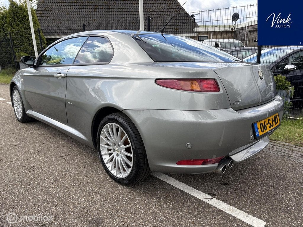 Alfa Romeo GT 2.0 JTS Distinctive Bertone | Automaat | 166 P, Auto's, Alfa Romeo, Voorwielaandrijving, Gebruikt, 1295 kg, 400 kg
