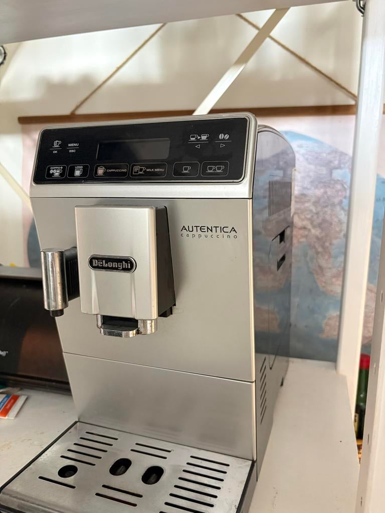 Delonghi Autentica Cappuccino Koffieapparaat - Defect, Witgoed en Apparatuur, Ophalen, Niet werkend, Koffiemachine, Koffiebonen