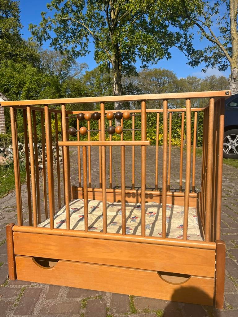 Degelijke Houten Kibofa Box met Lade en Boxkleed, Ophalen, Gebruikt, Rechthoekig, In hoogte verstelbaar