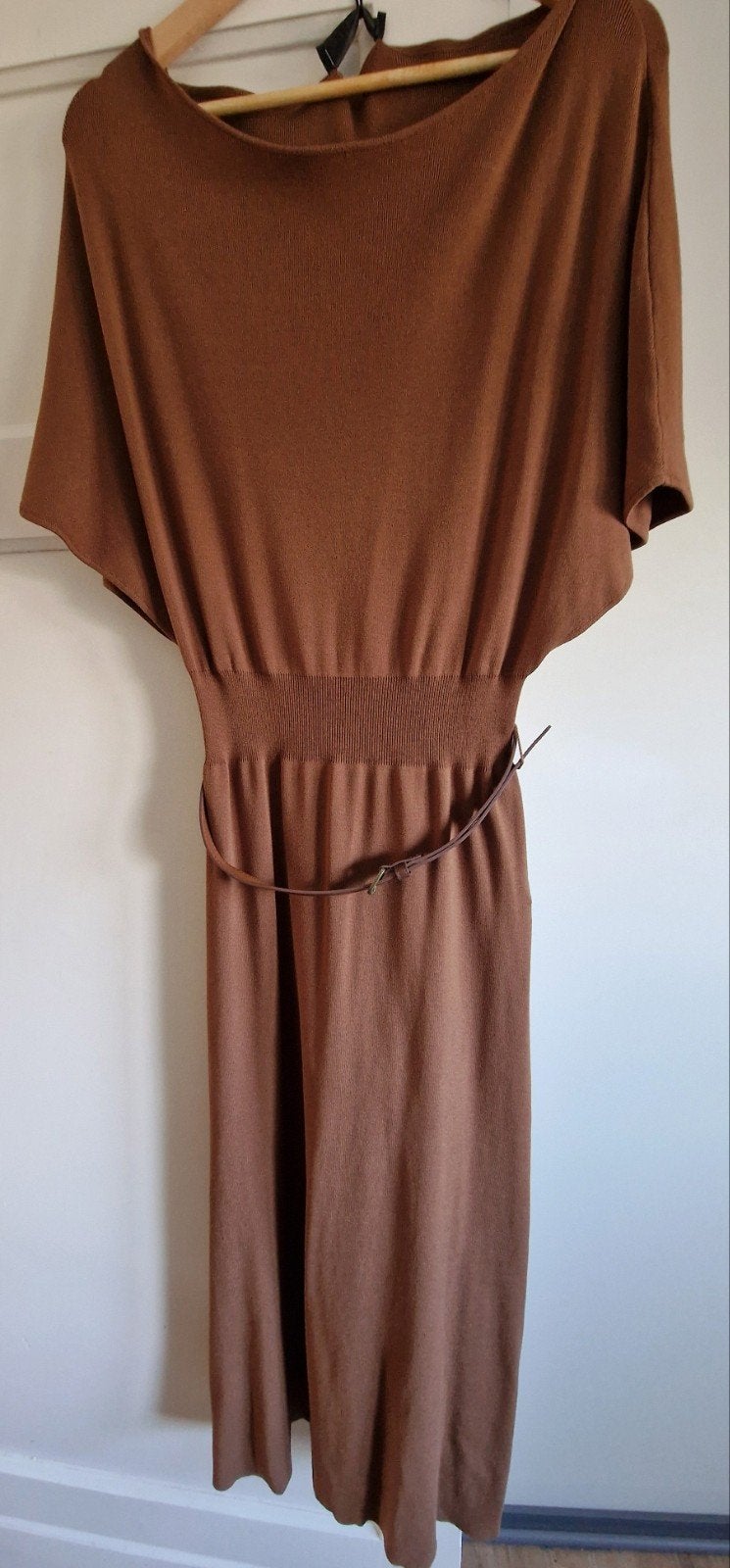 Zara gebreide jurk met riem - Maat L NIEUW, Bruin, Zara, Maat 42/44 (L), Ophalen of Verzenden