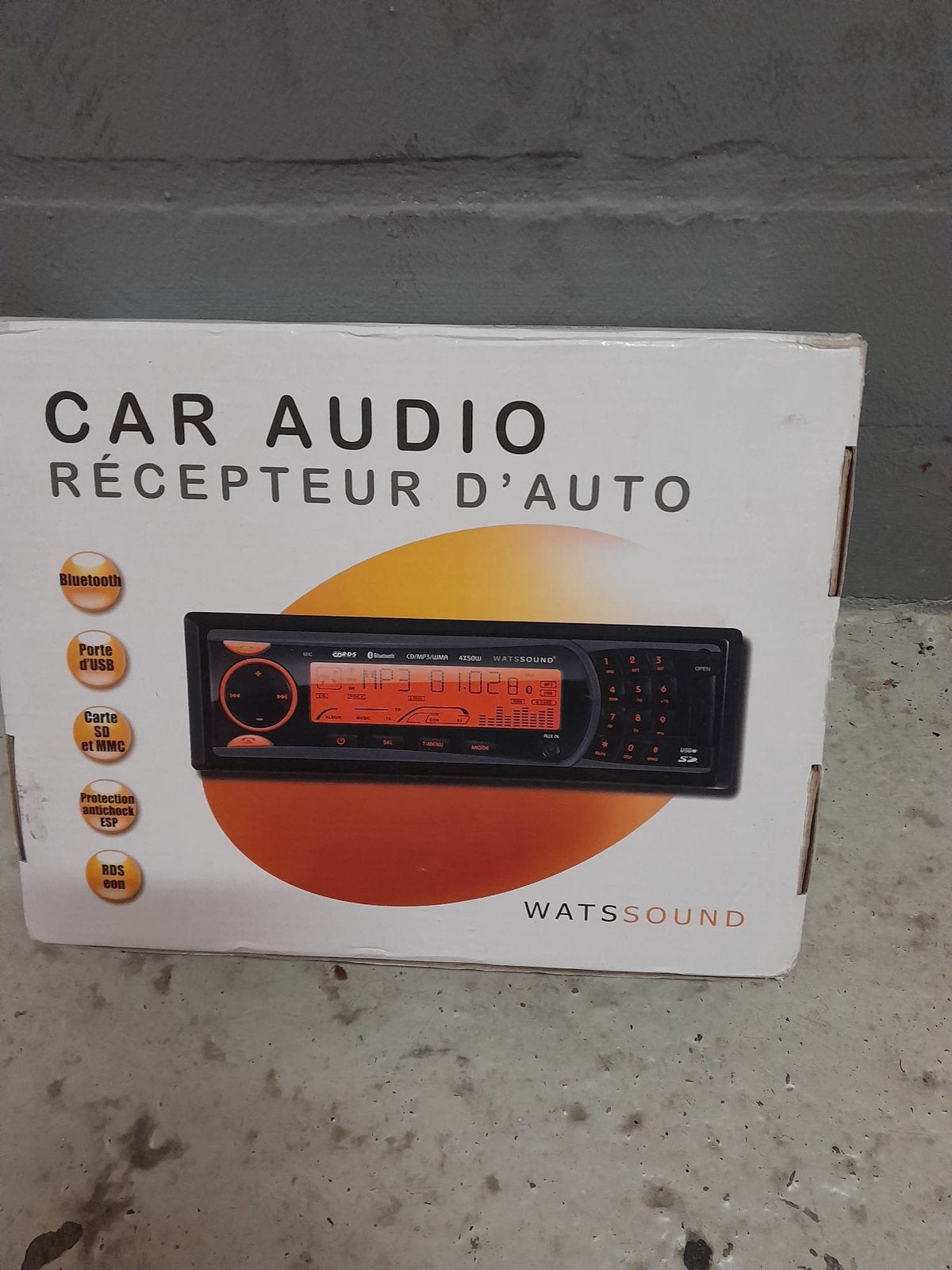 Auto radio, Ophalen, Zo goed als nieuw