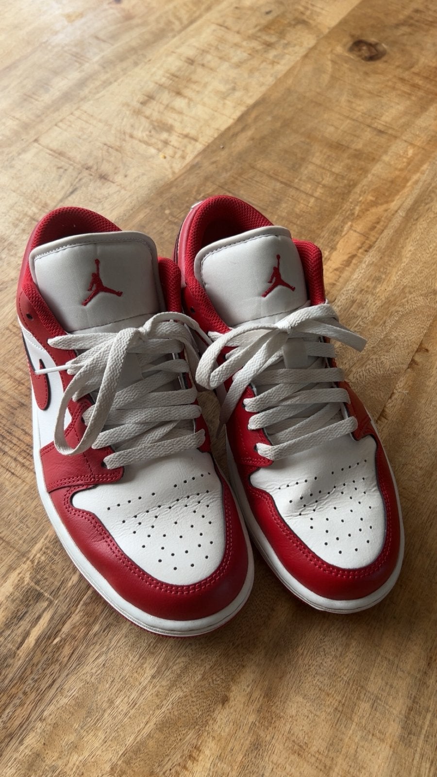 Air jordan 1 low, Ophalen of Verzenden, Zo goed als nieuw, Schoenen